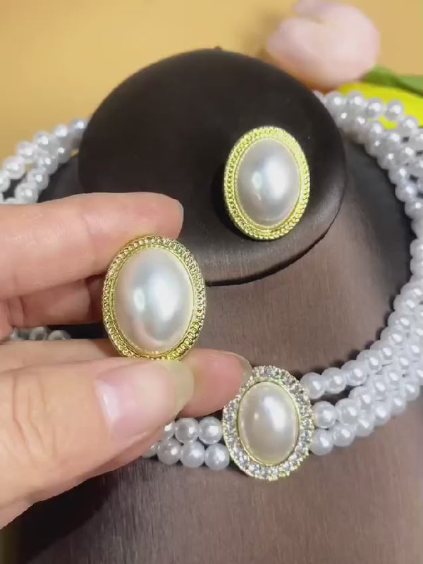 Artificial Pearl Necklace